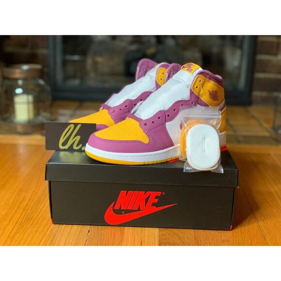 Sz 6y Air Jordan 1 OG High "Brotherhood" - Picture 2 of 5